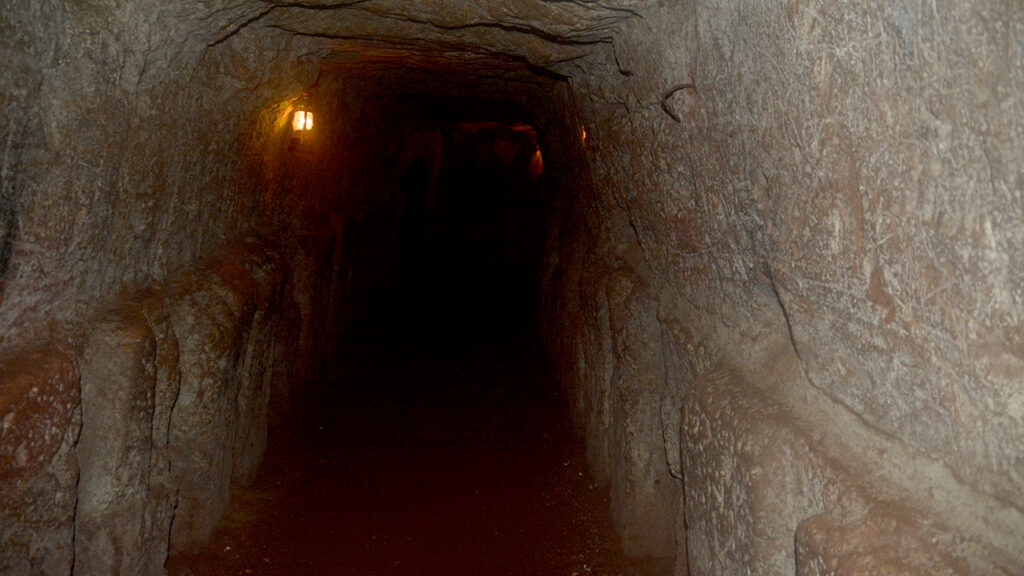 dmz-zonen-tunnel-underjordisk