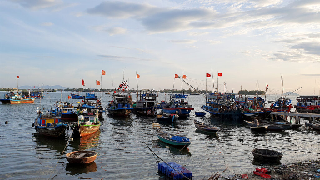 hoi-an-sunrise-tur-fiskebaade-3