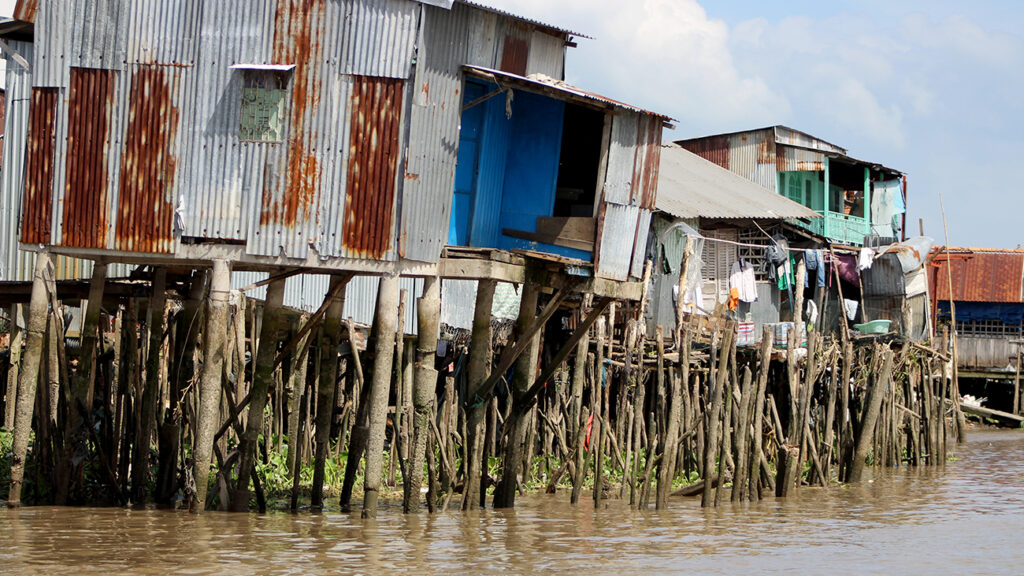 mekong-delta-huse-paa-stolper