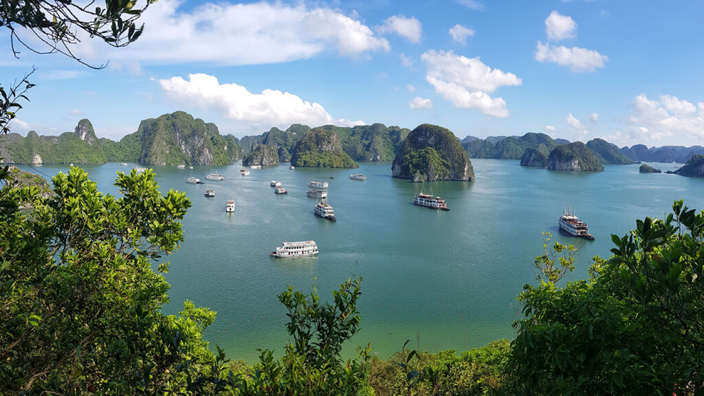 halong-bay-baade